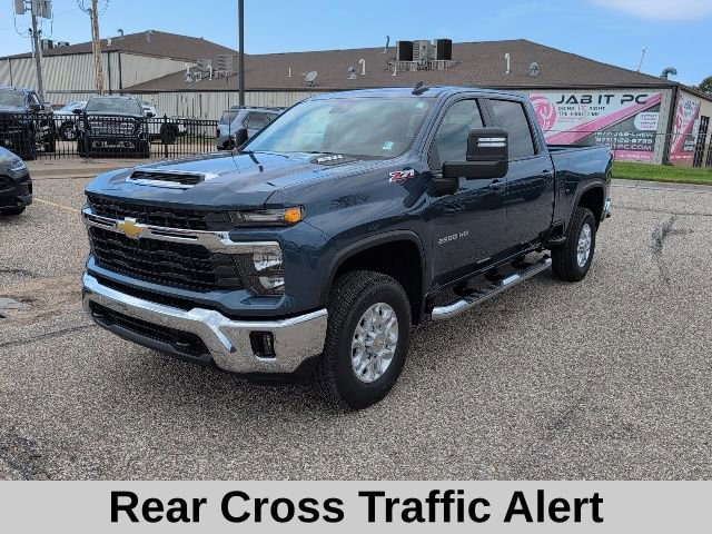 2026 Chevrolet Silverado 2500HD LT photo 14