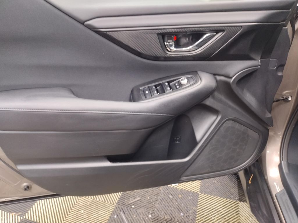 2023 Subaru Outback Premium photo 15
