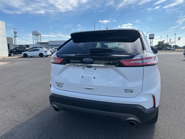 2019 Ford Edge SEL photo 17