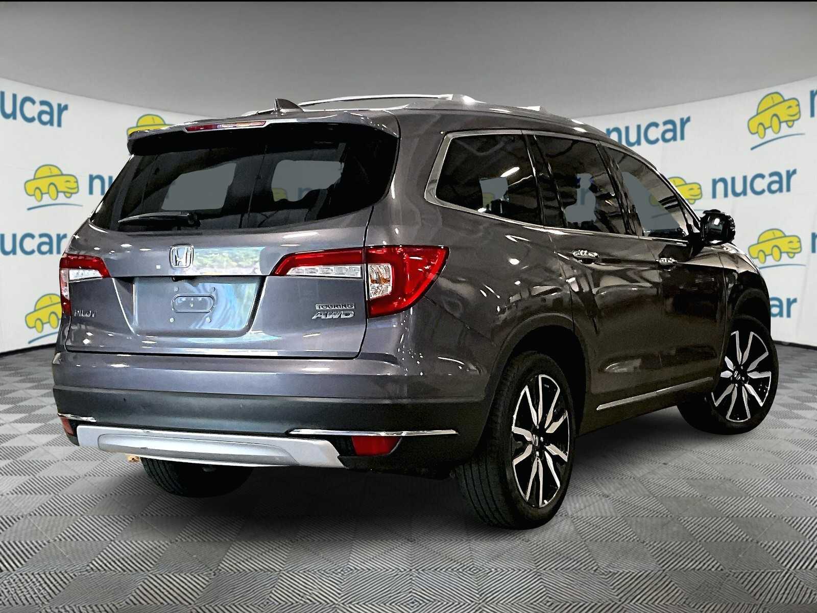 2020 Honda Pilot Touring photo 6