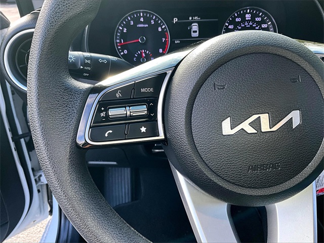 2023 Kia Forte LXS photo 23