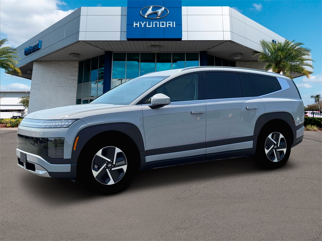 2026 Hyundai Ioniq SE photo 2