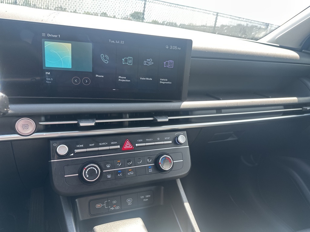 2025 Hyundai Tucson SE photo 3