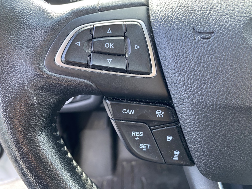 2019 Ford Escape SEL photo 14