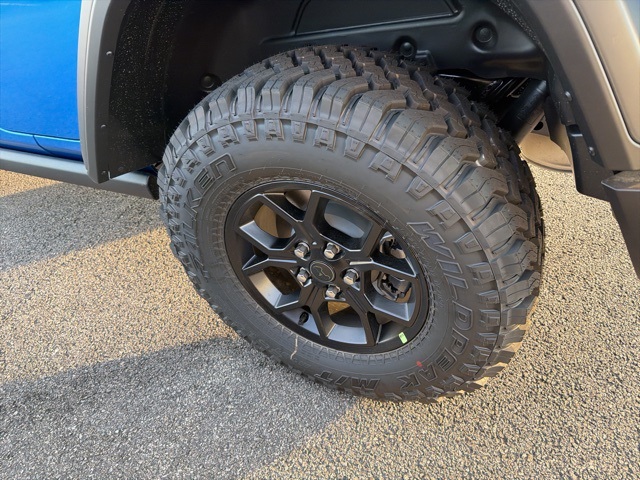 2025 Jeep Wrangler photo 6