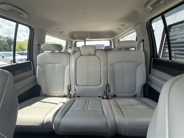2023 Jeep Wagoneer Series III photo 19