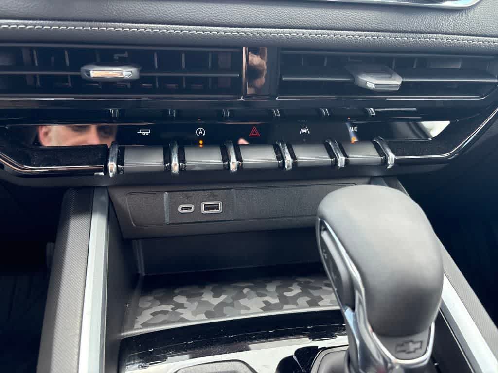 2026 Chevrolet Colorado LT photo 18