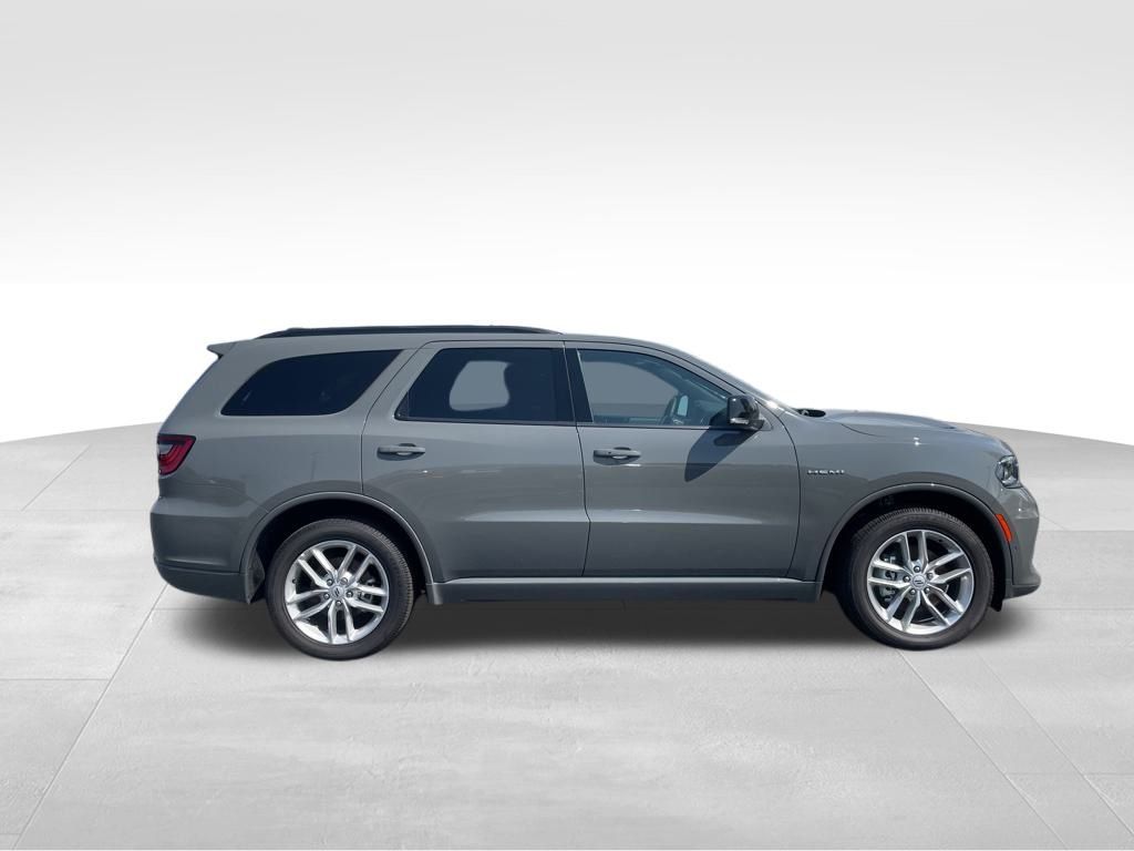 2025 Dodge Durango R/T Plus photo 5