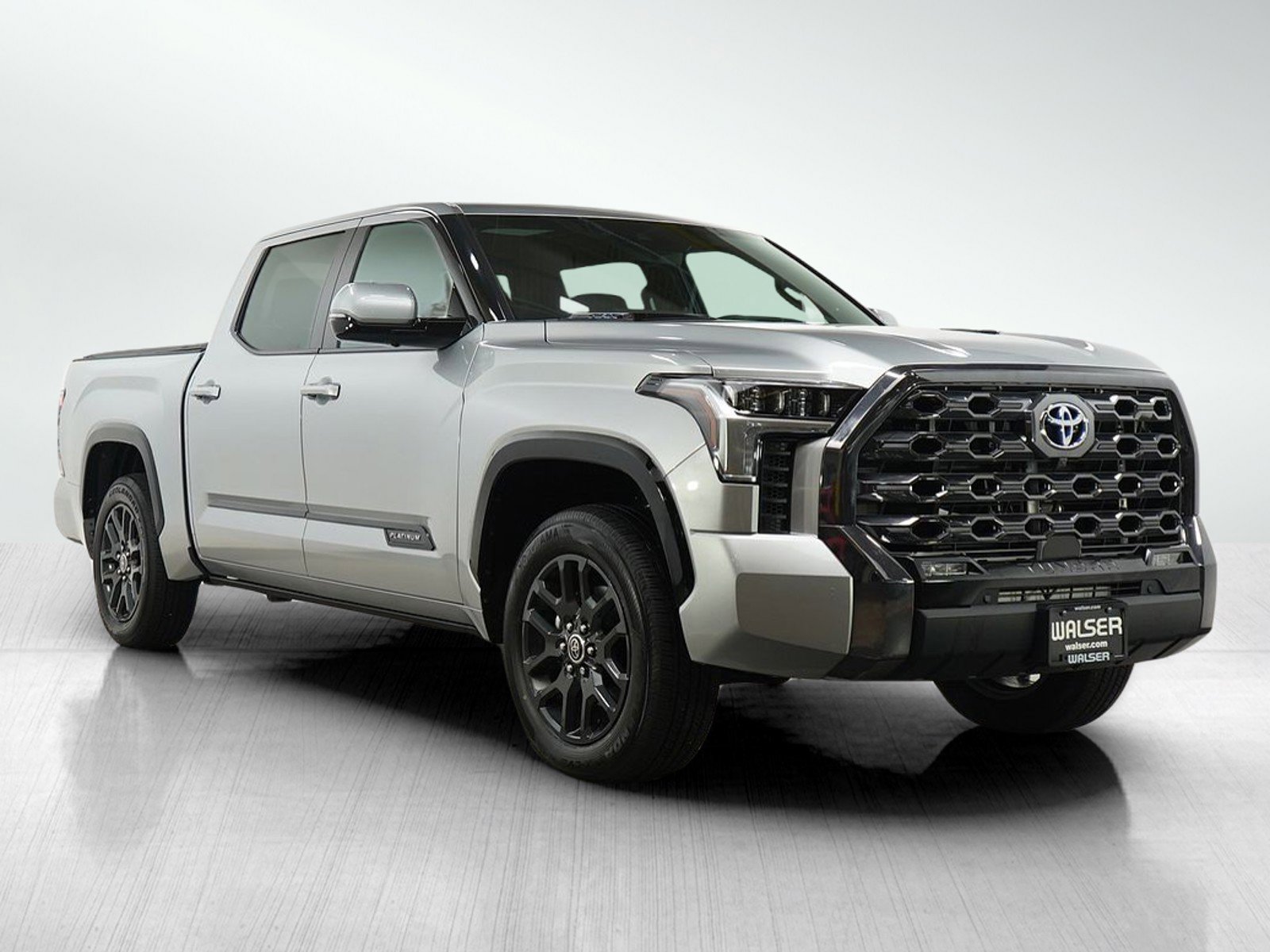 2023 Toyota Tundra Platinum CrewMax photo 6