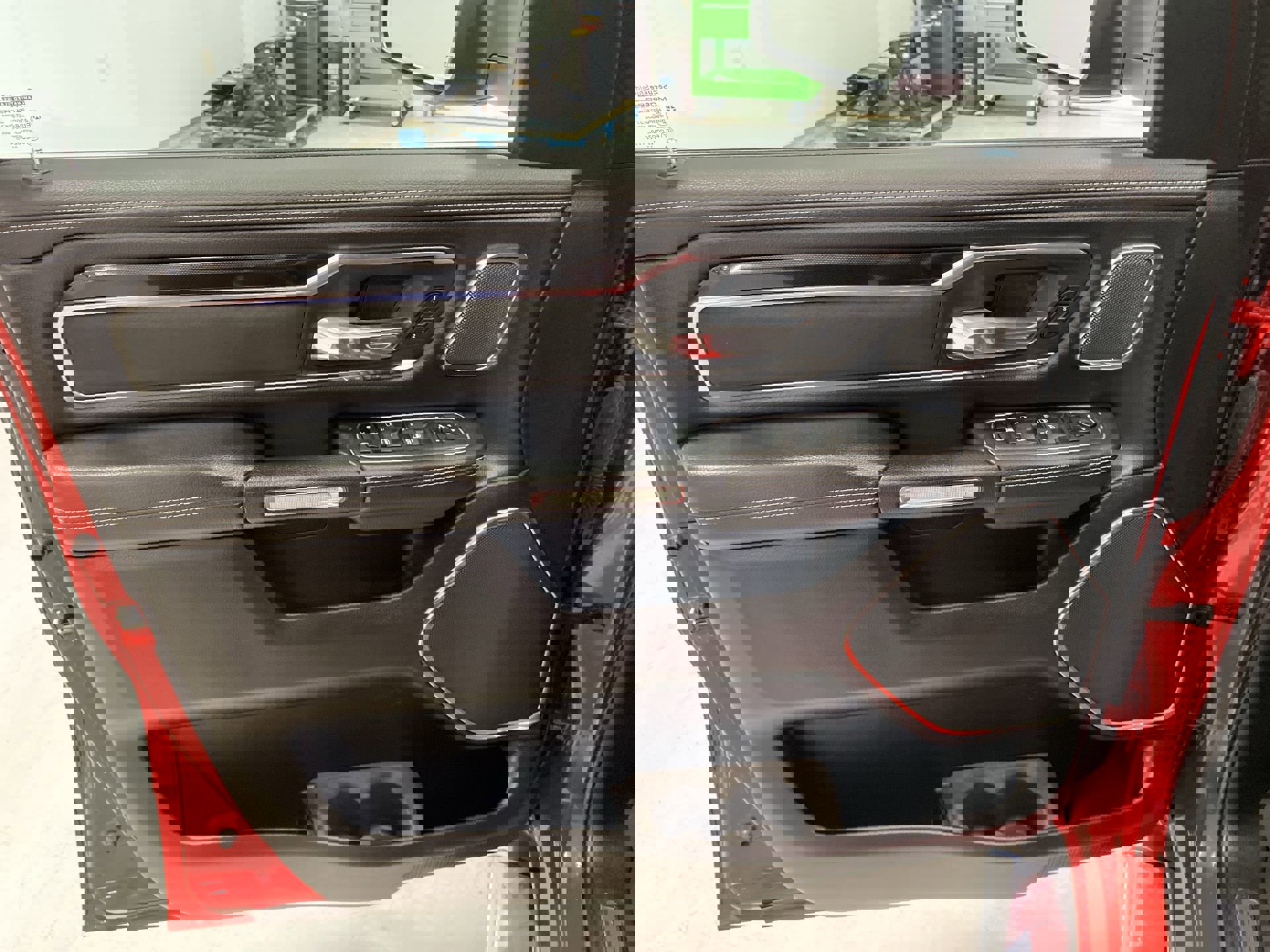 2022 Ram 1500 Laramie photo 22