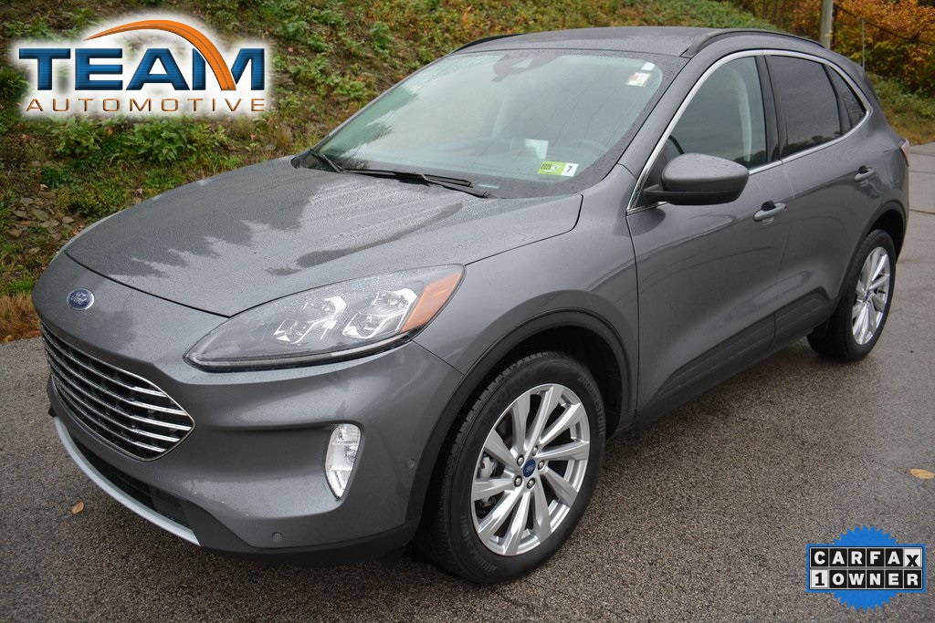2022 Ford Escape Titanium