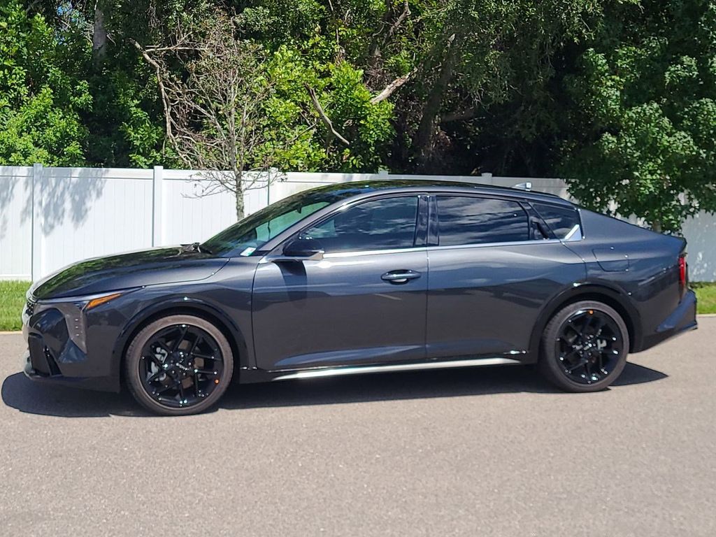 2025 Kia K4 GT-Line Turbo photo 7