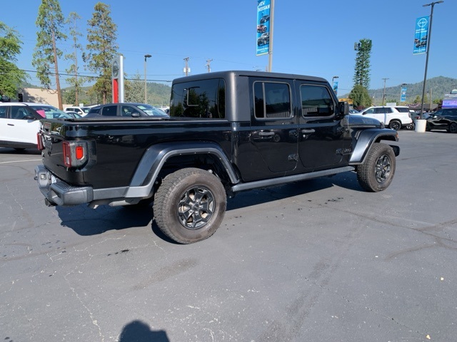 2021 Jeep Gladiator Willys photo 3
