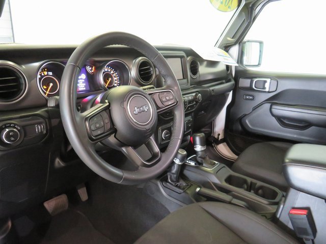 2023 Jeep Gladiator Sport photo 3