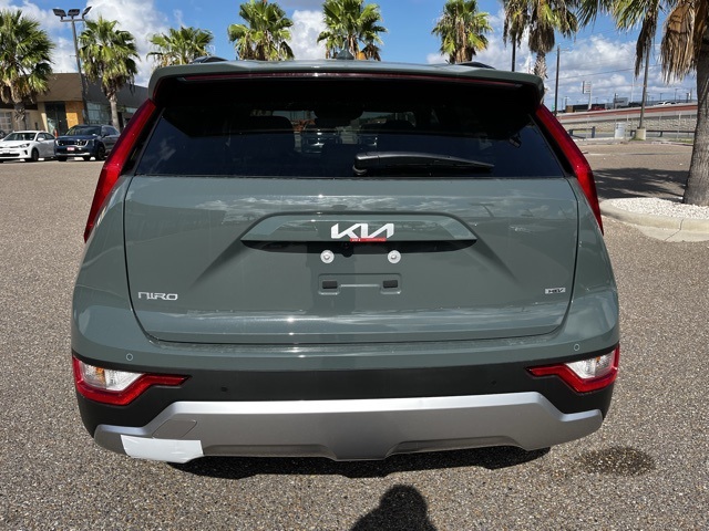 2025 Kia Niro EX photo 4