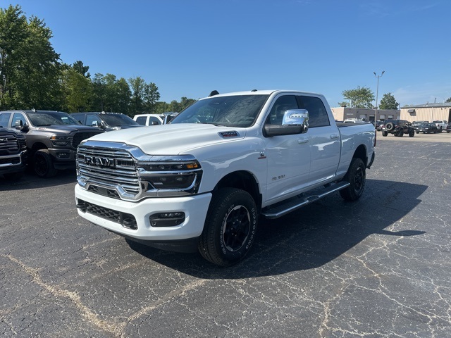 2025 Ram 2500 Laramie photo 4