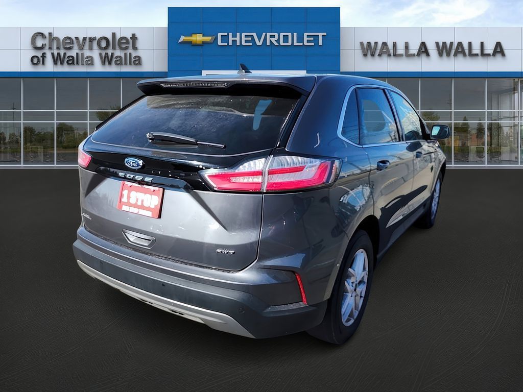 2024 Ford Edge SEL photo 4