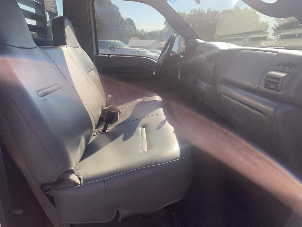 2006 Ford F-350 photo 12