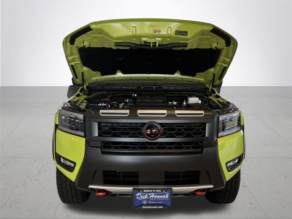 2026 Nissan Frontier PRO-4X photo 4