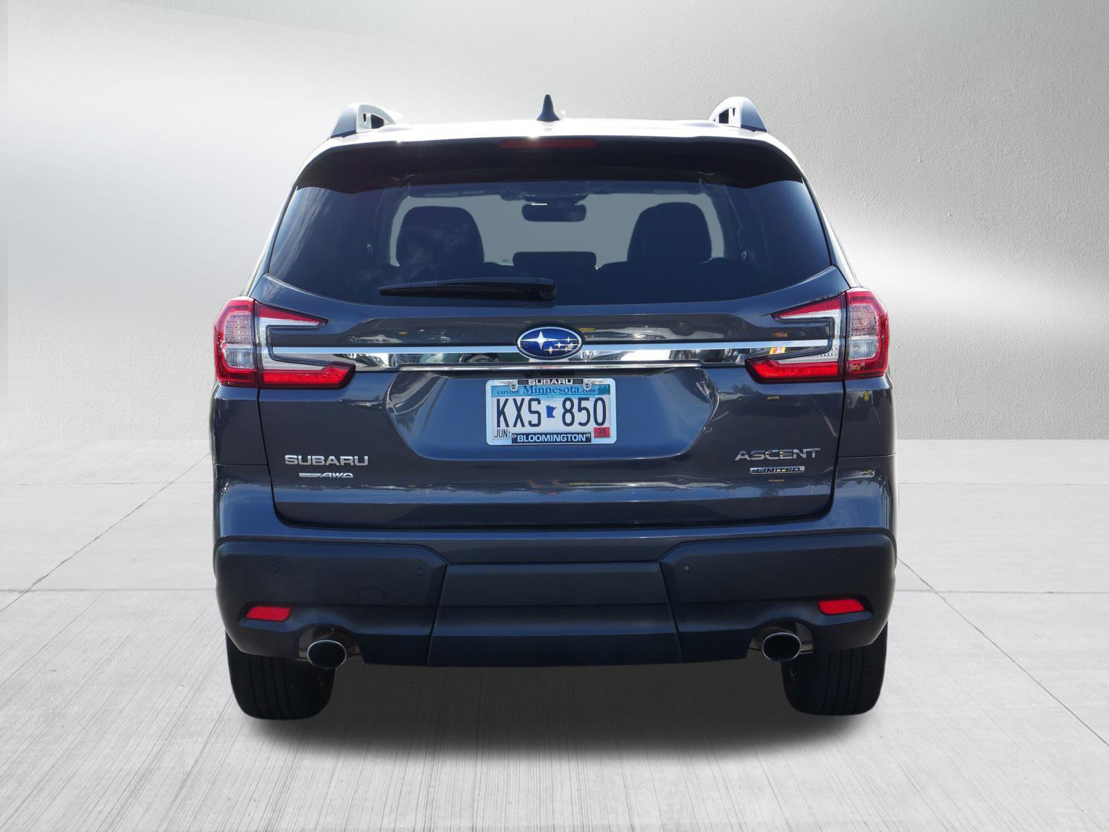 2023 Subaru Ascent Limited photo 6