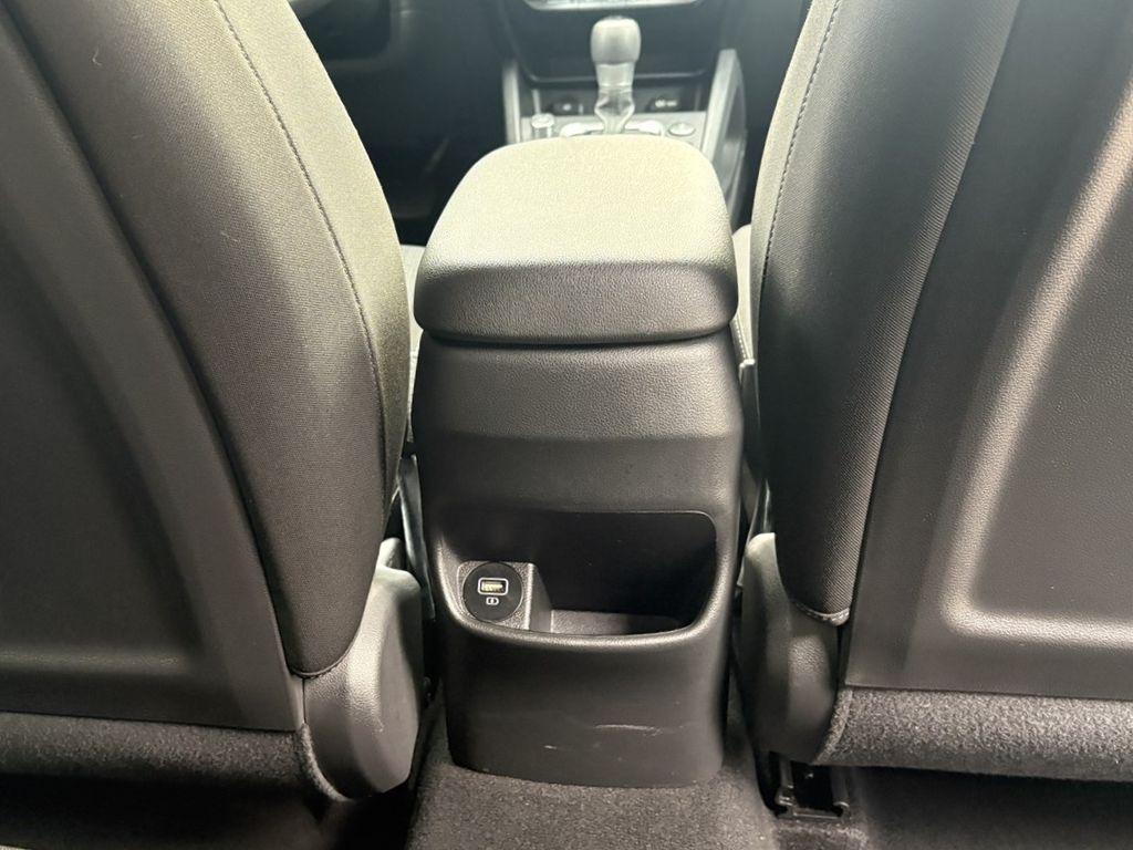 2023 Hyundai Kona SEL photo 20