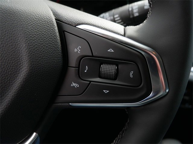 2025 Chevrolet Trax LT photo 18