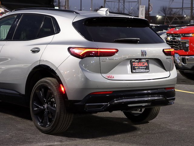 2025 Buick Envision Sport Touring photo 4