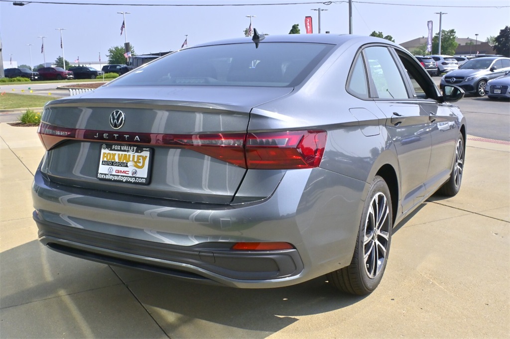 2025 Volkswagen Jetta 1.5T Sport photo 4