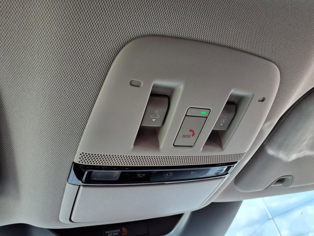 2025 Nissan Murano SL photo 17