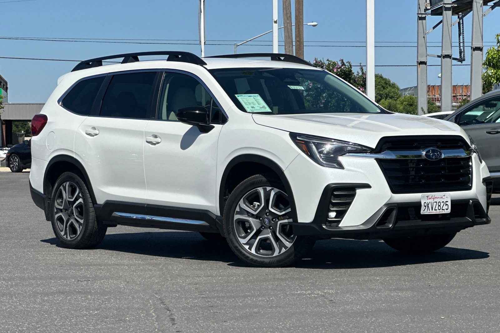 2024 Subaru Ascent Limited photo 2