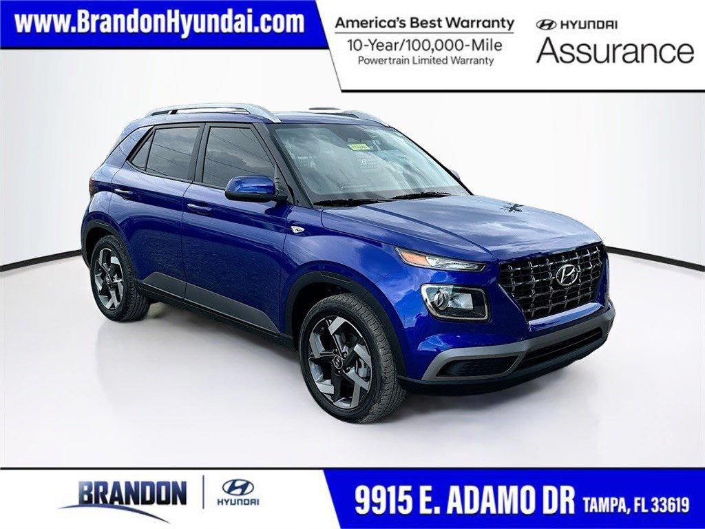 2025 Hyundai Venue SEL's photo