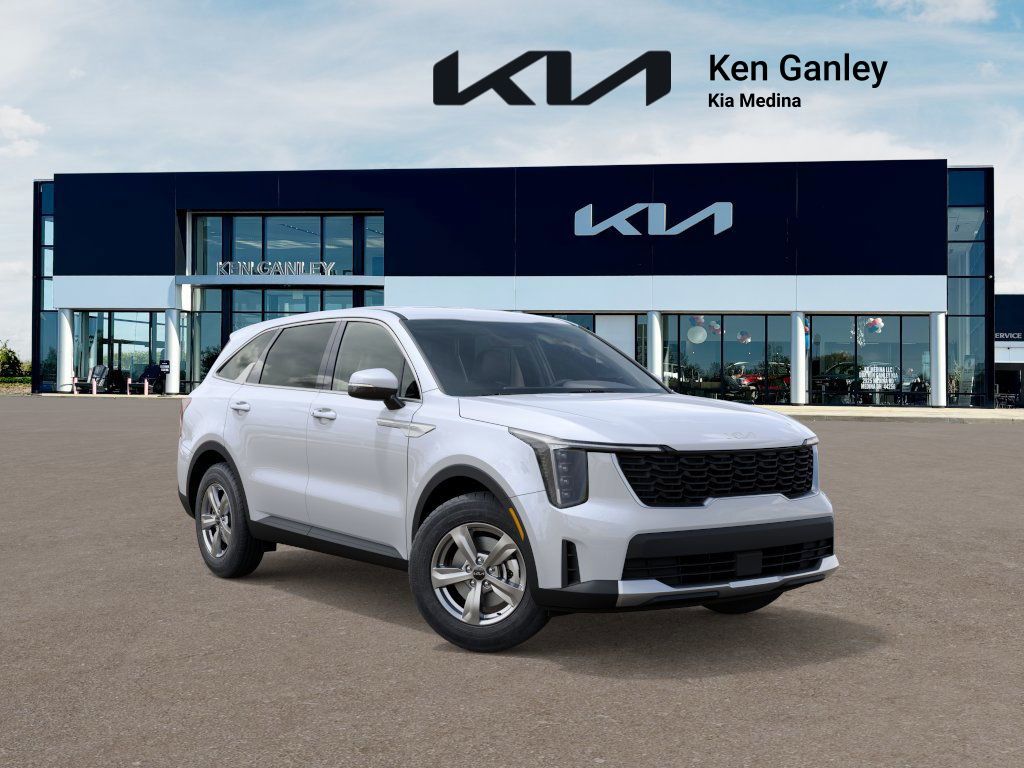2026 Kia Sorento S photo 2