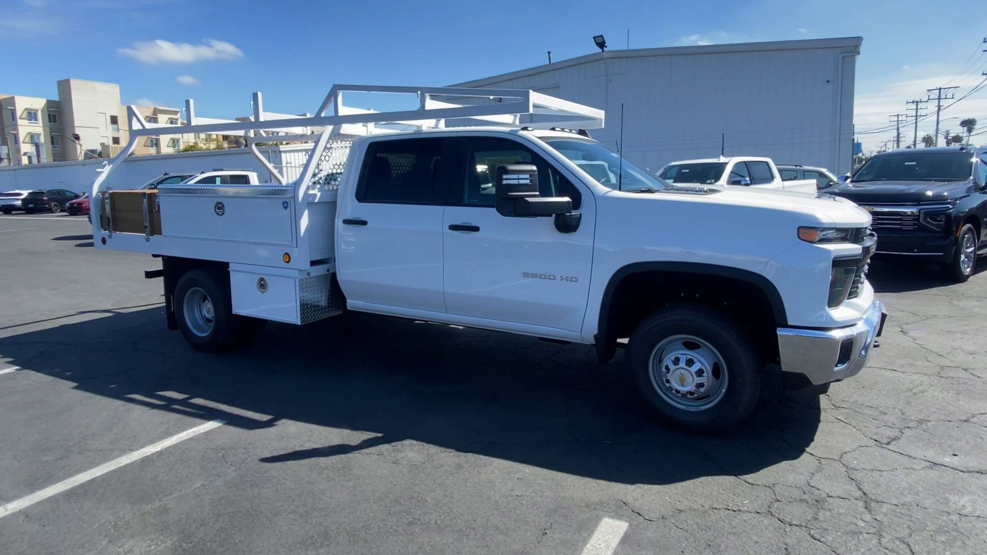 2025 Chevrolet Silverado 3500HD Work Truck photo 3