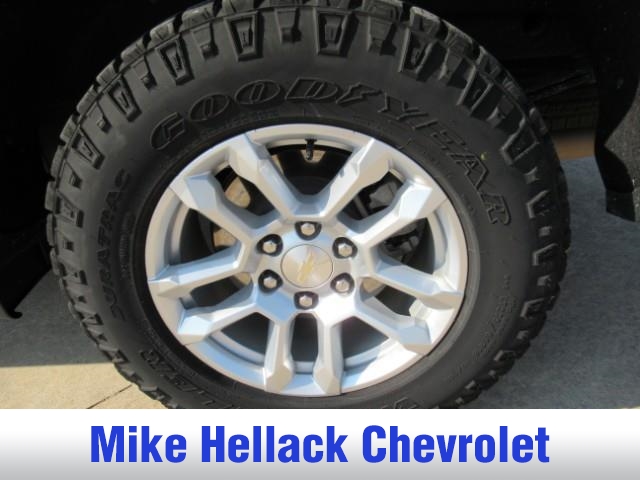 2023 Chevrolet Silverado 1500 LTZ photo 5