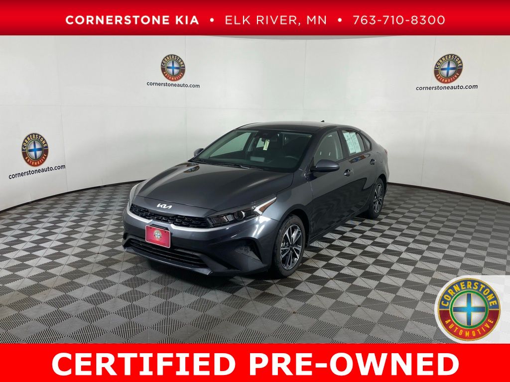 2024 Kia Forte LXS's photo