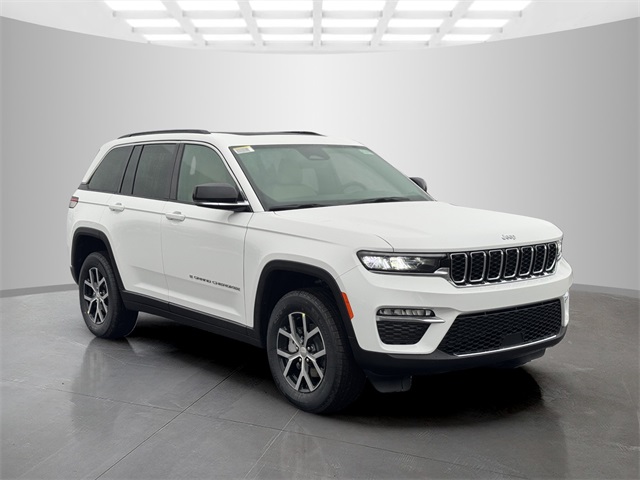 2025 Jeep Grand Cherokee Limited photo 3