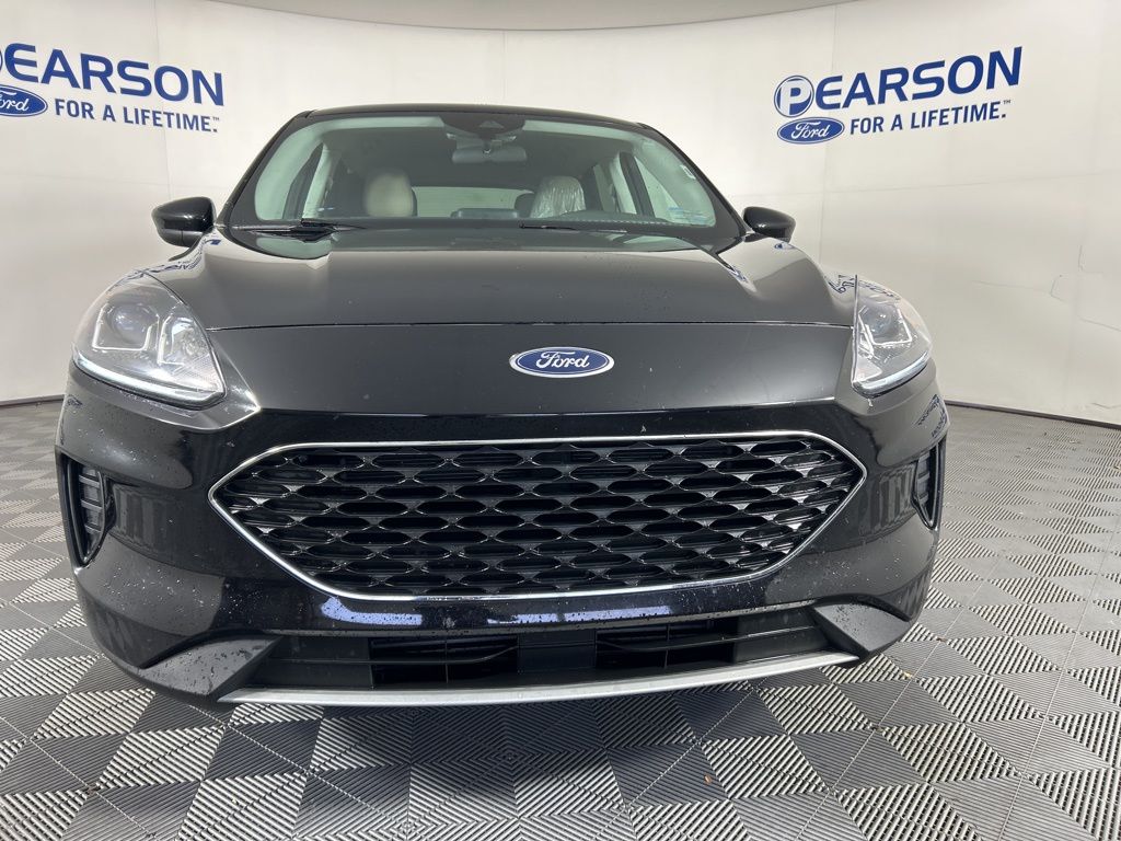 Used 2021 Ford Escape SE with VIN 1FMCU0G6XMUA59742 for sale in Zionsville, IN