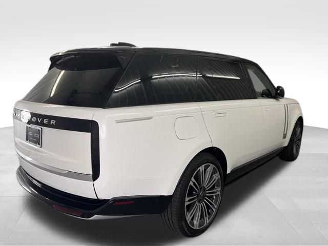 2025 Land Rover Range Rover Autobiography photo 4