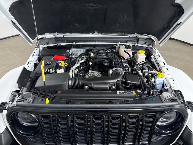 2024 Jeep Gladiator Willys photo 27