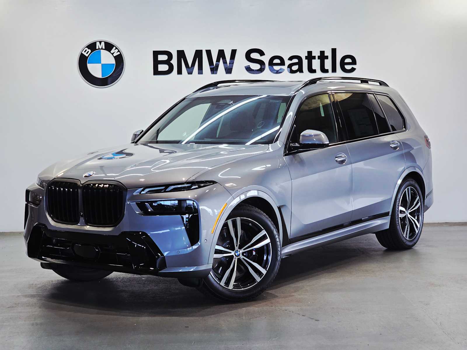 2026 BMW X7 40i's photo