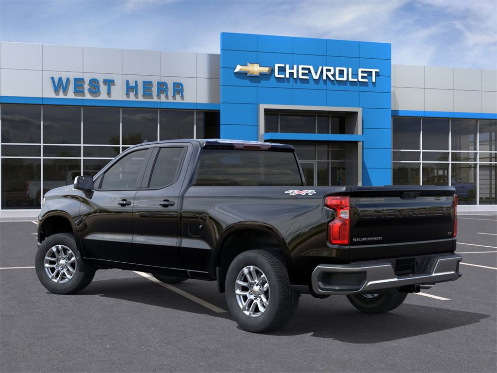 2026 Chevrolet Silverado 1500 LT photo 2