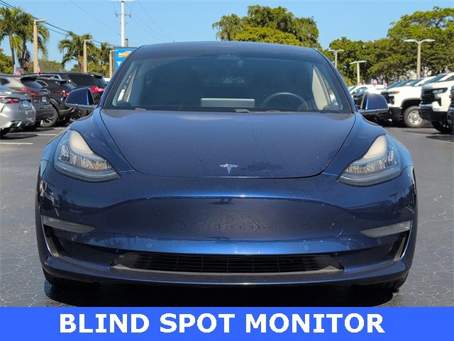2019 Tesla Model 3 Long Range photo 2