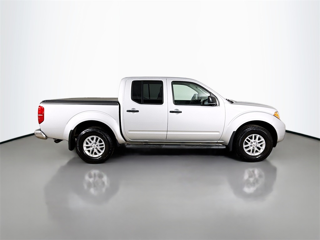 2018 Nissan Frontier SV photo 3