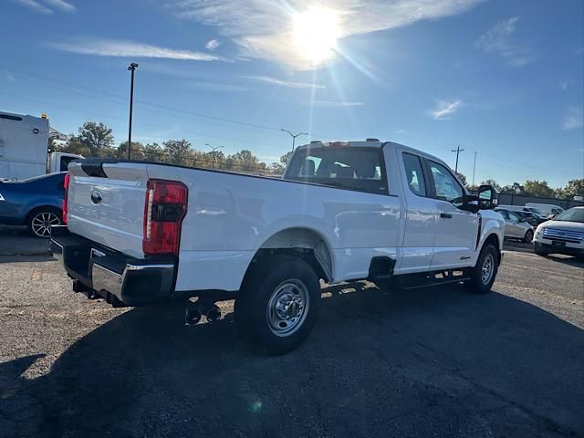 2024 Ford F-350 XL photo 9