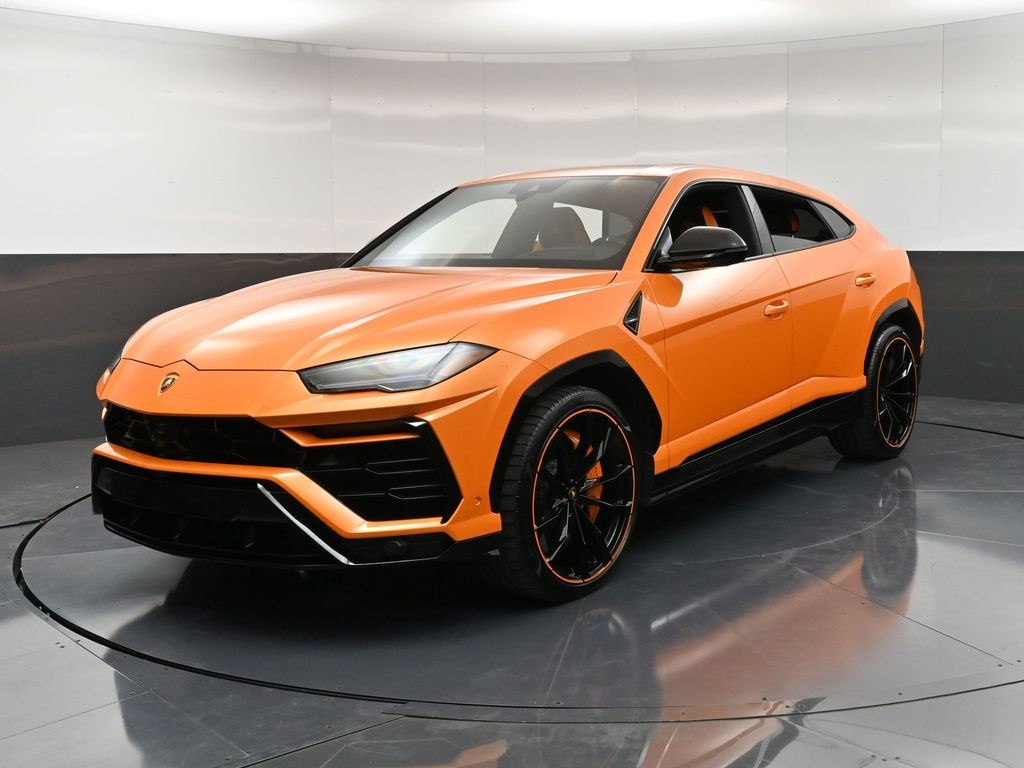 2022 Lamborghini Urus photo 4