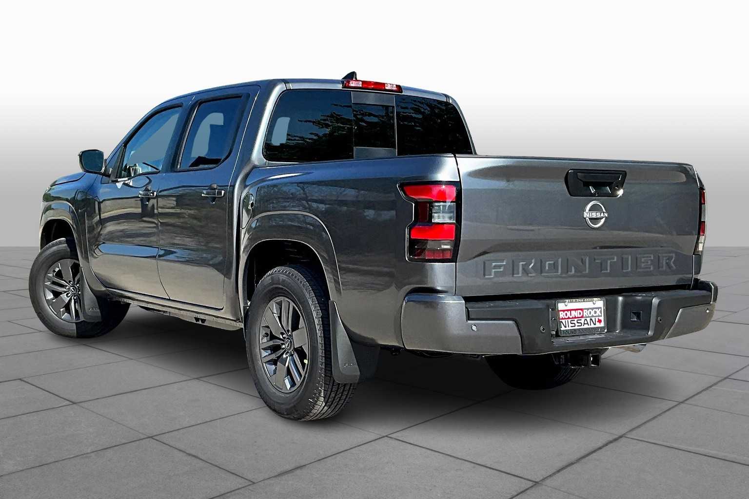 2025 Nissan Frontier SV photo 7