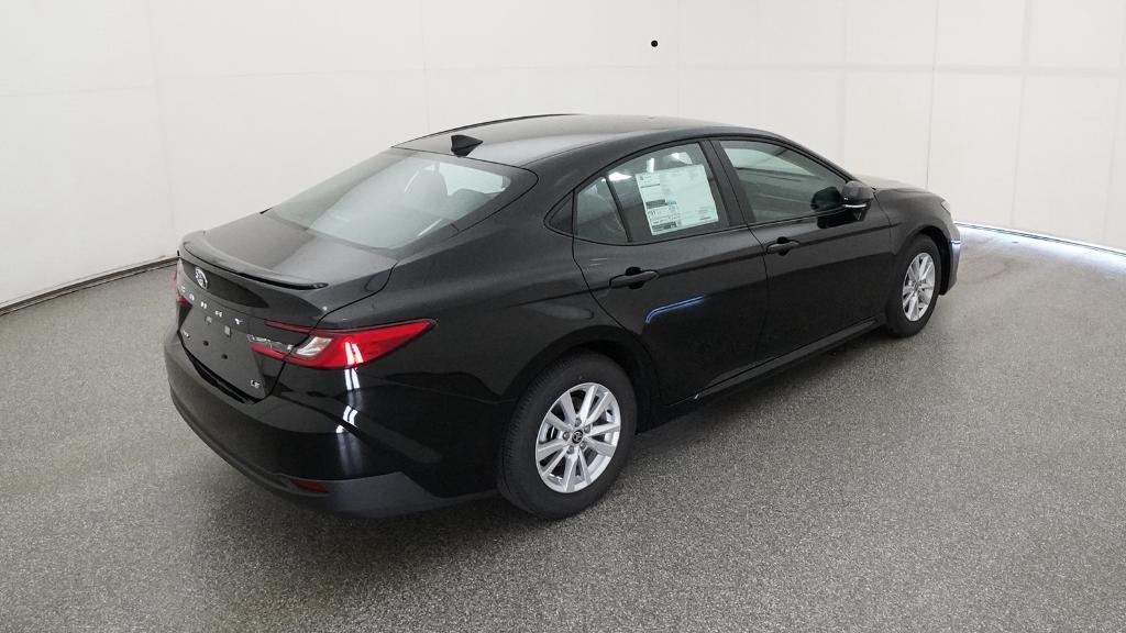 2026 Toyota Camry LE photo 22