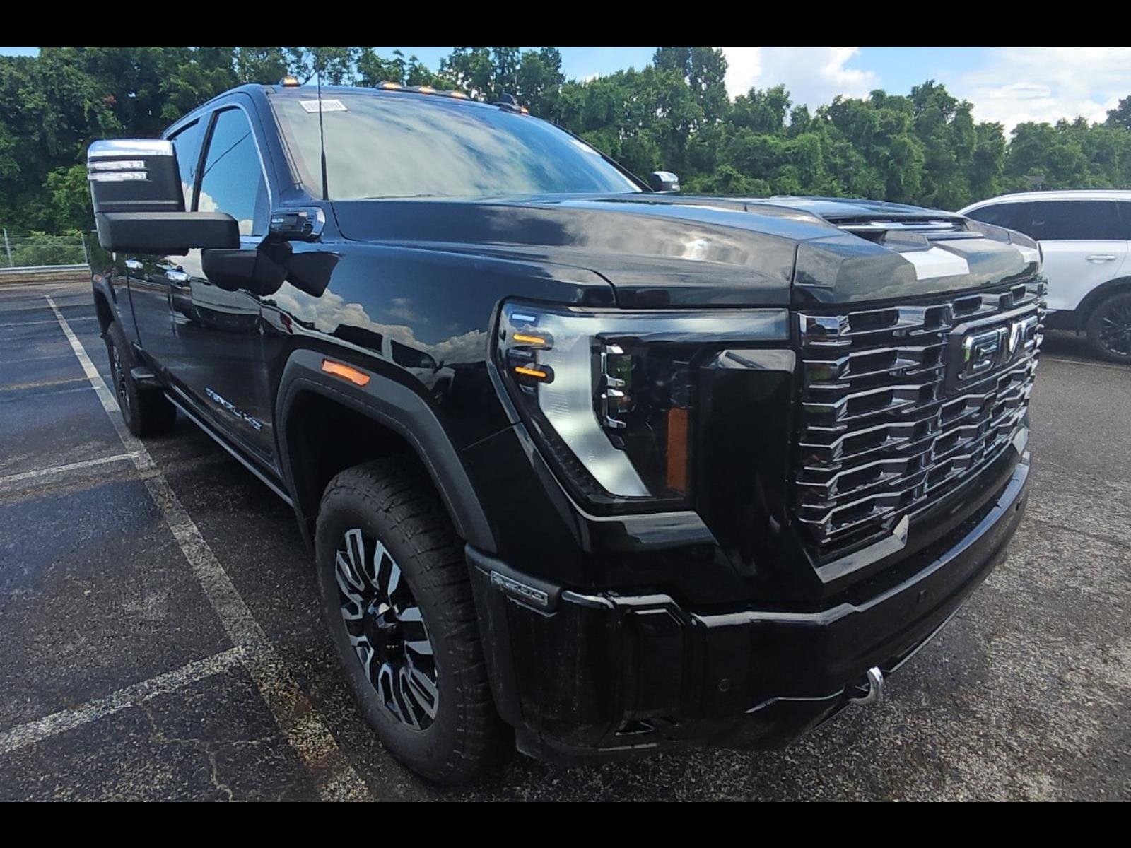 2025 Gmc Sierra 2500 HD Denali Ultimate photo 3