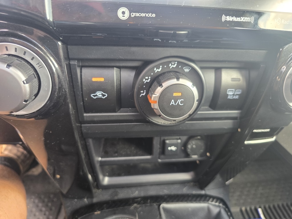 2021 Toyota 4Runner Venture Special Edition photo 12