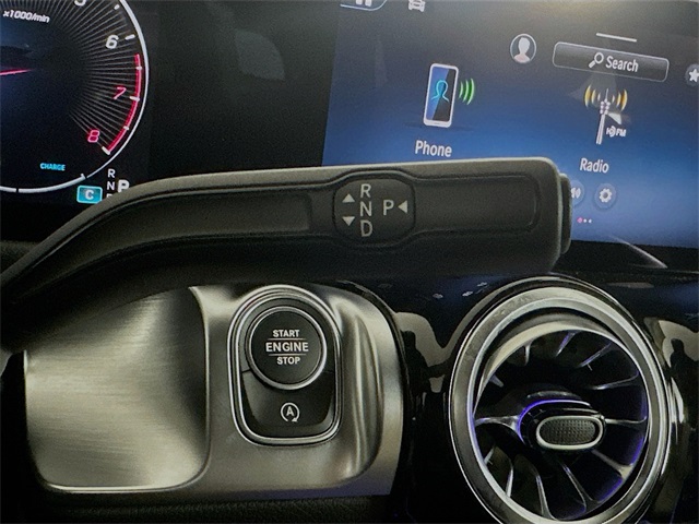 2026 Mercedes Benz GLB 250 photo 14